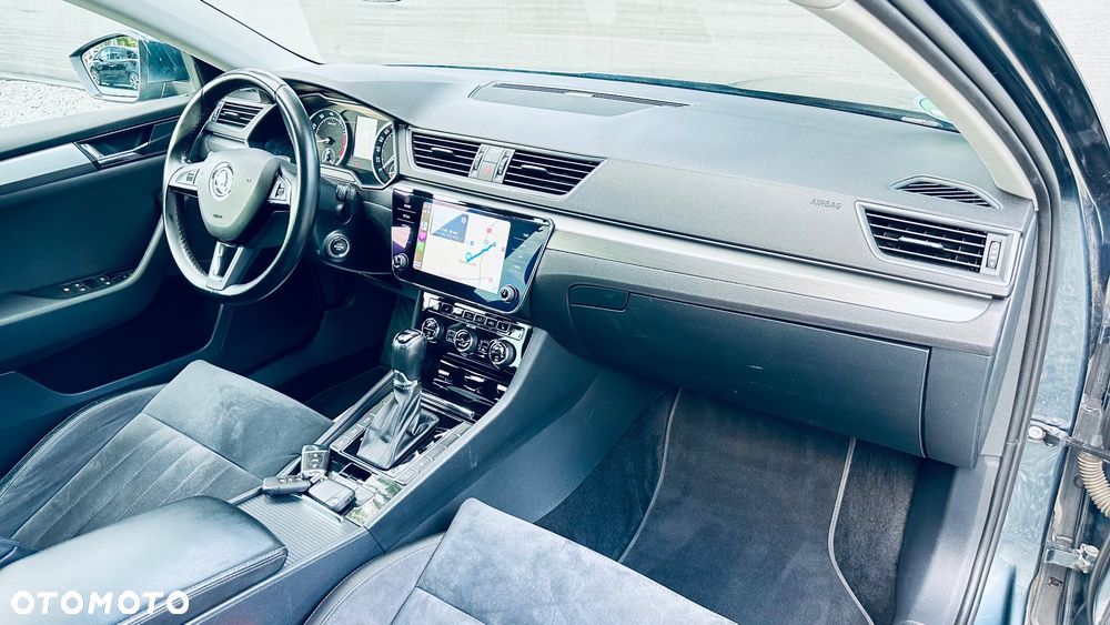 Skoda Superb 2.0 TSI 4x4 DSG Sportline - 33