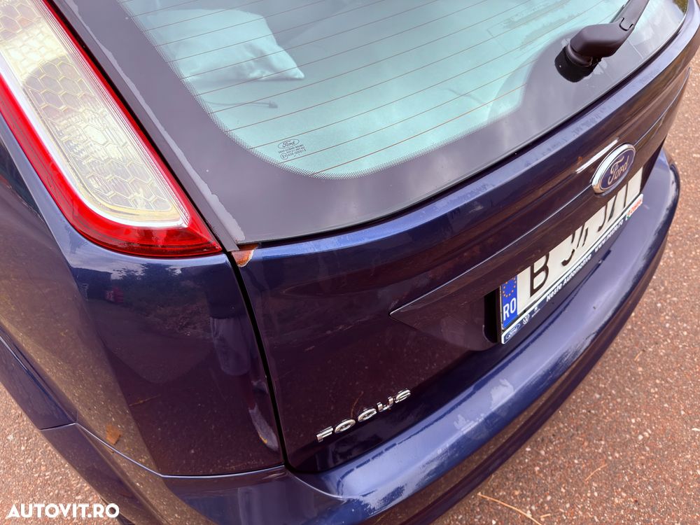 Ford Focus 2011 photo 5
