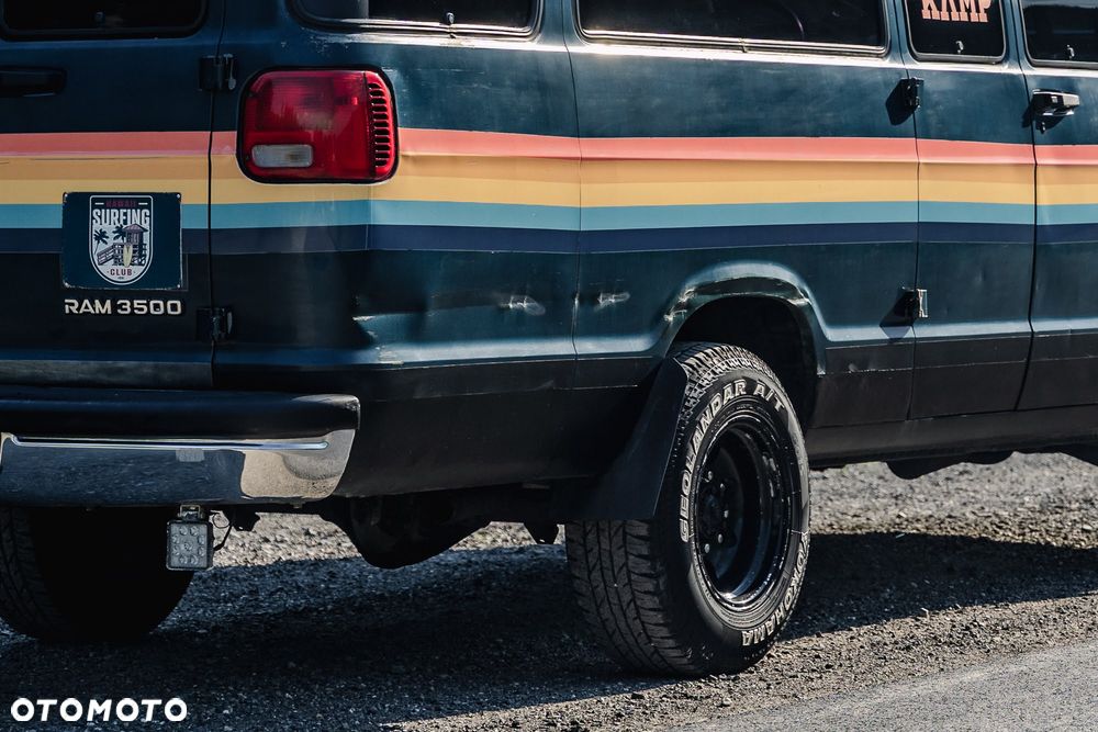 Dodge RAM - 16