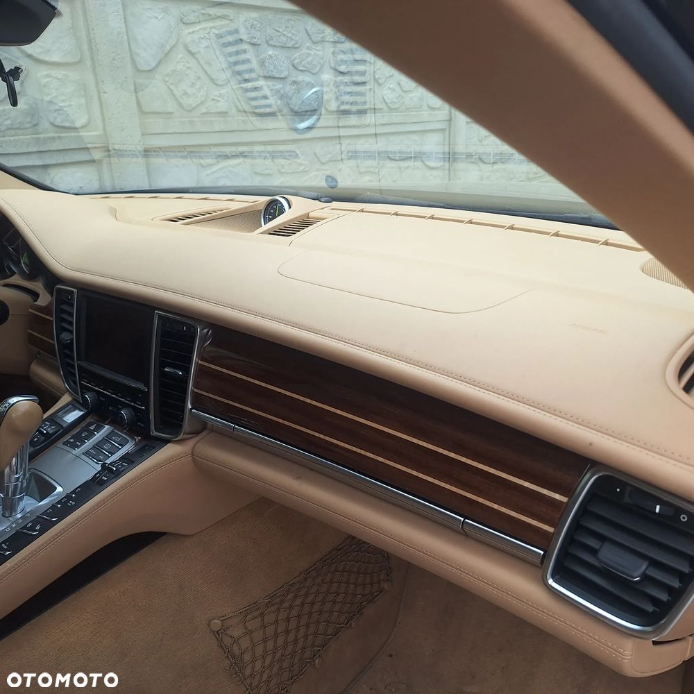 Porsche Panamera S E-Hybrid - 14