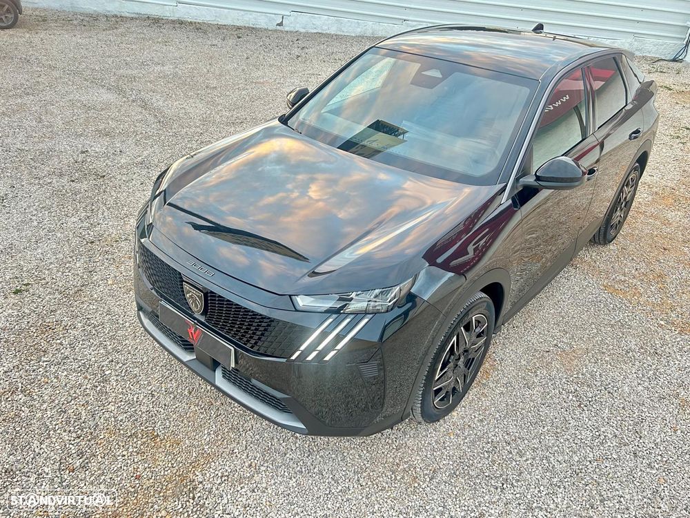 Peugeot 3008 1.2 Hybrid Allure e-DCS6 - 32