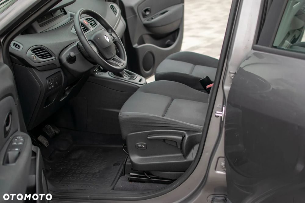 Renault Scenic - 5