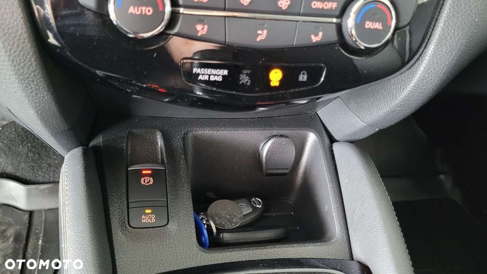 Nissan Qashqai - 22