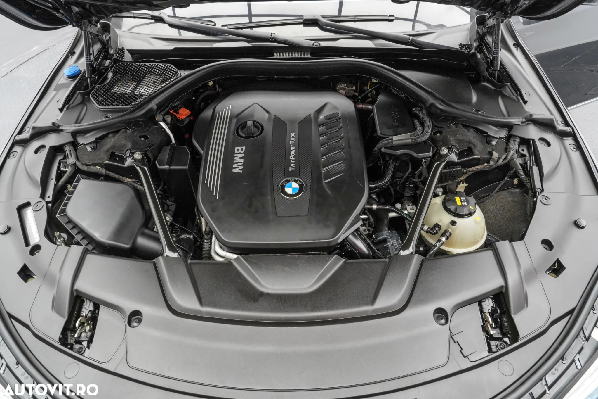 BMW Seria 7 730d xDrive - 38