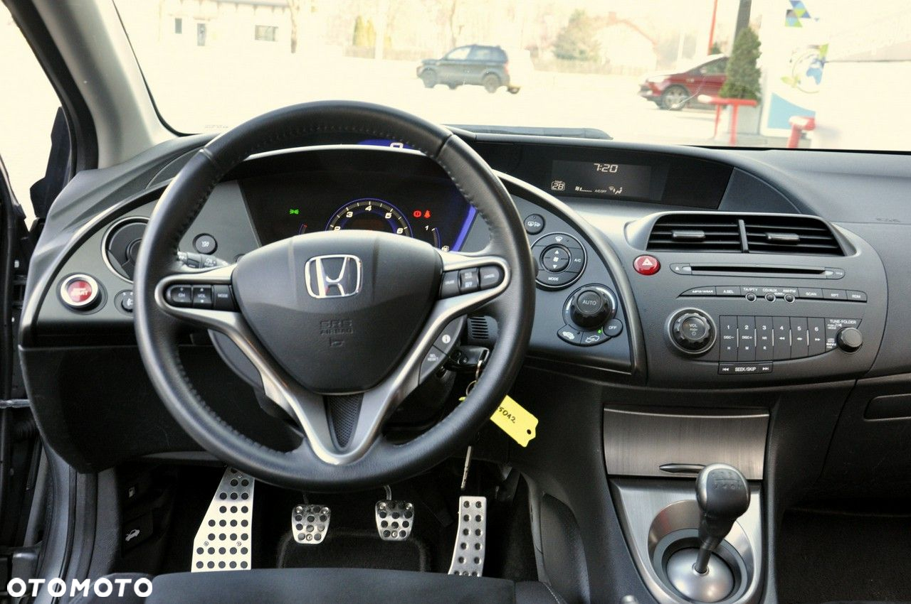 Honda Civic 1.8 Sport - 35