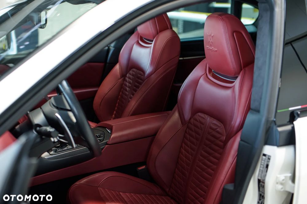 Maserati Levante Trofeo Q4 - 15