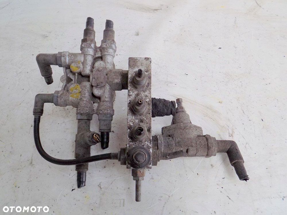 VOLVO FL6 220 2003r ZAWÓR AE4452 - 3