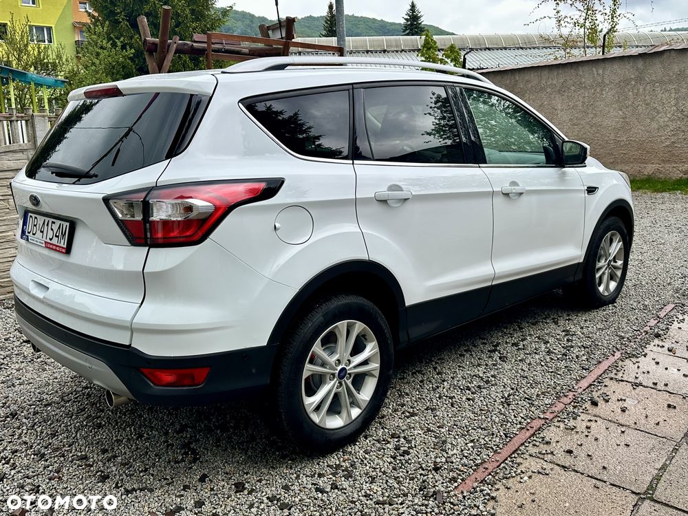 Ford Kuga 2.0 TDCi 4x2 Titanium - 11