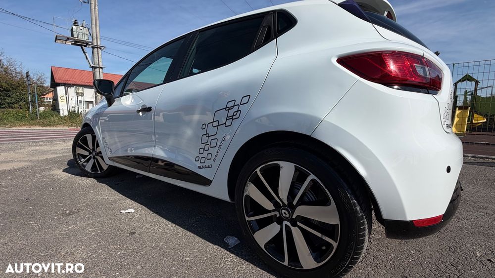 Renault Clio - 39