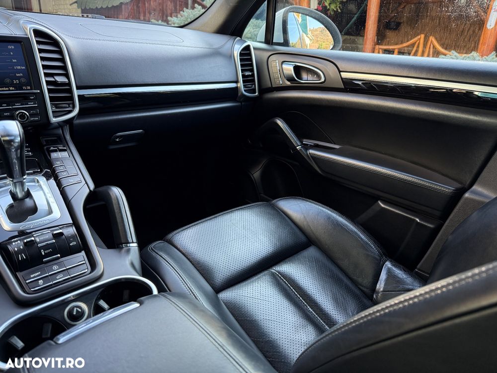 Porsche Cayenne Diesel Platinum Edition - 20