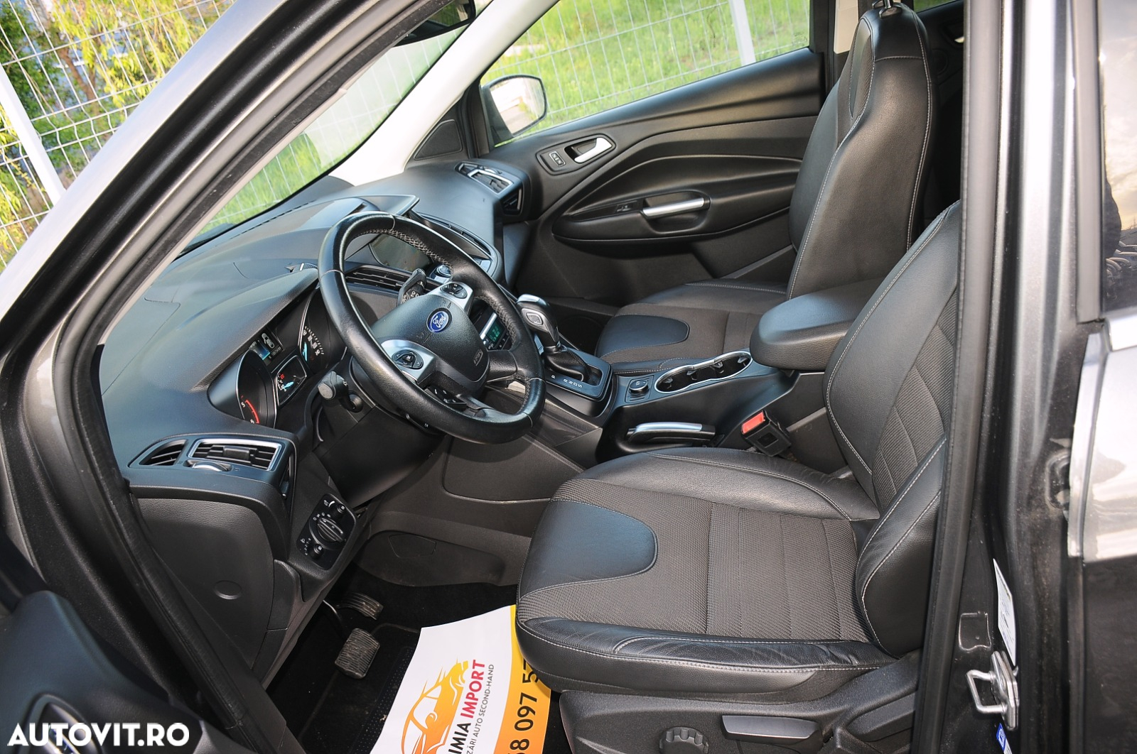 Ford Kuga 2.0 TDCi 4WD Powershift Titanium - 4