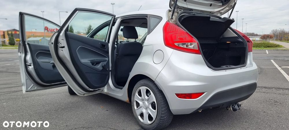 Ford Fiesta 1.4 TDCI - 8
