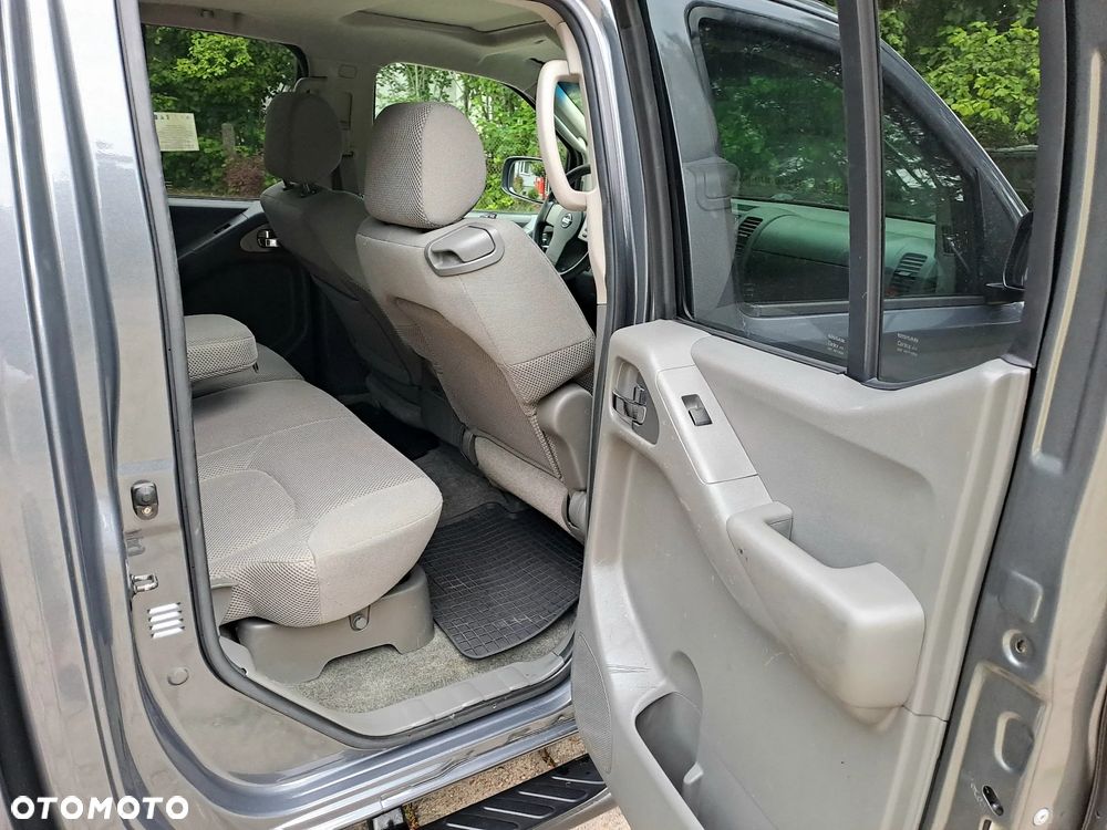 Nissan Frontier - 11