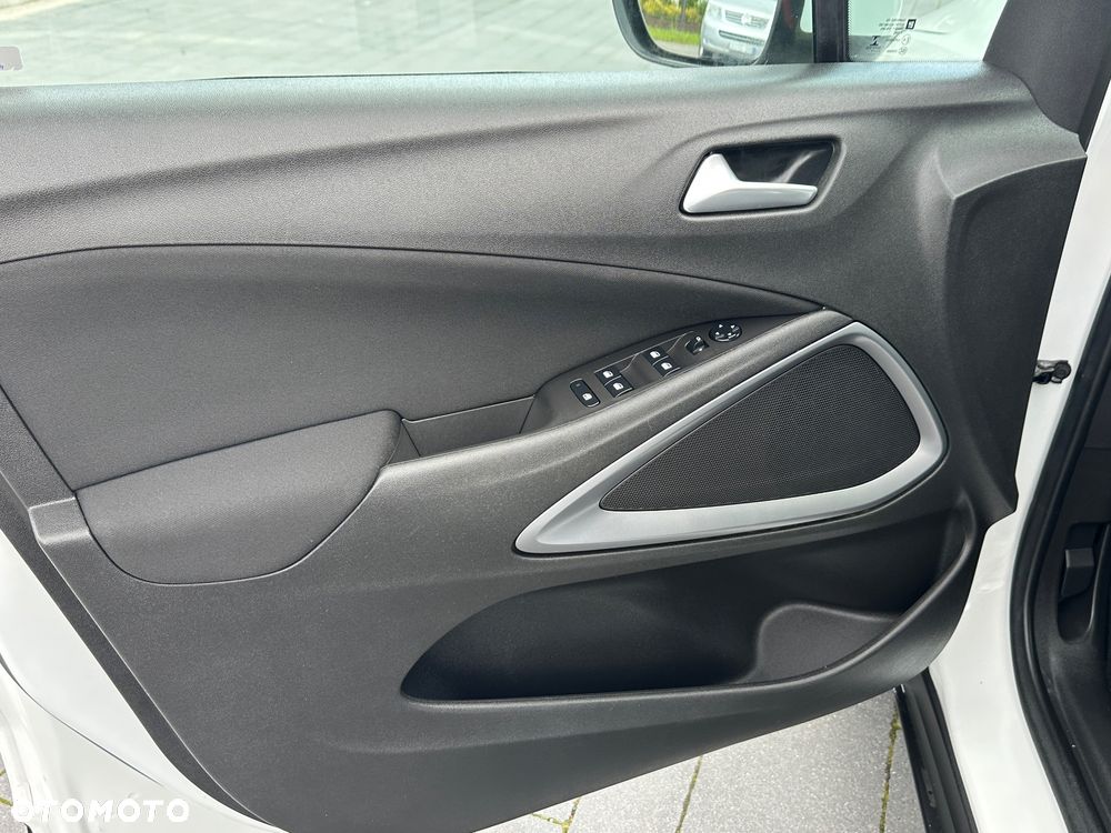 Opel Crossland X - 13