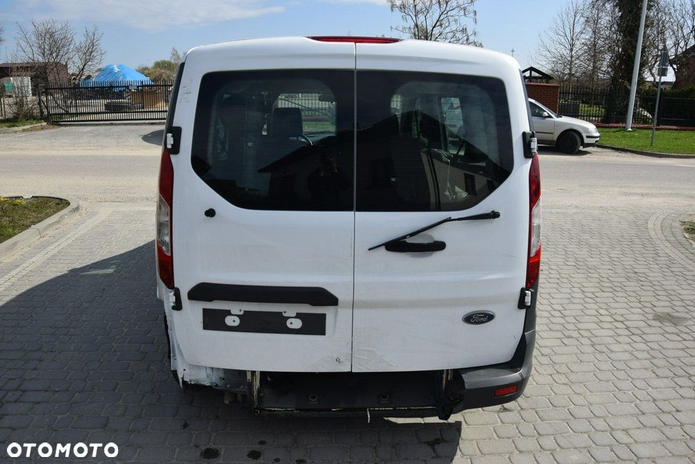 Ford Tourneo Connect Grand - 14