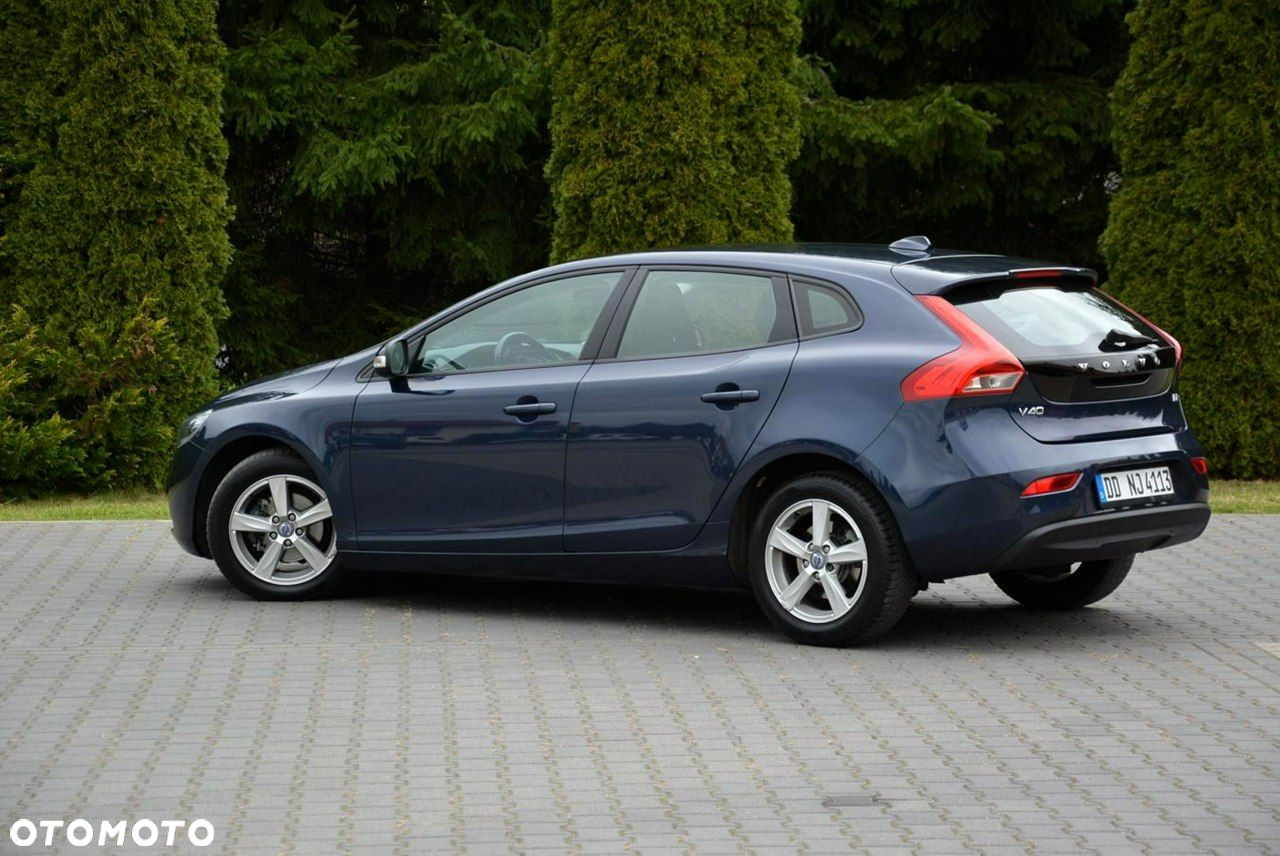 Volvo V40 - 13
