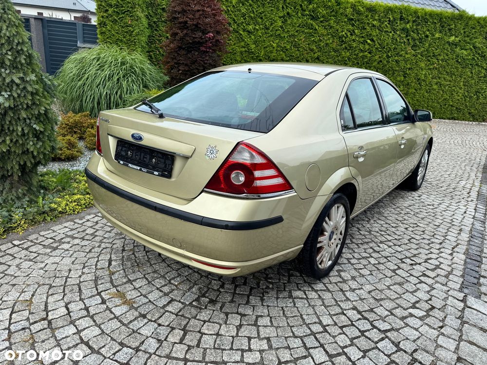 Ford Mondeo - 19