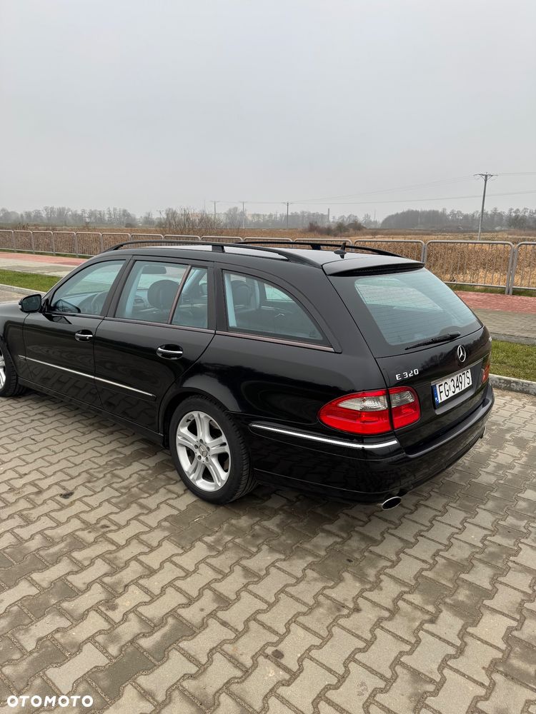 Mercedes-Benz Klasa E 320 CDI Avantgarde - 9