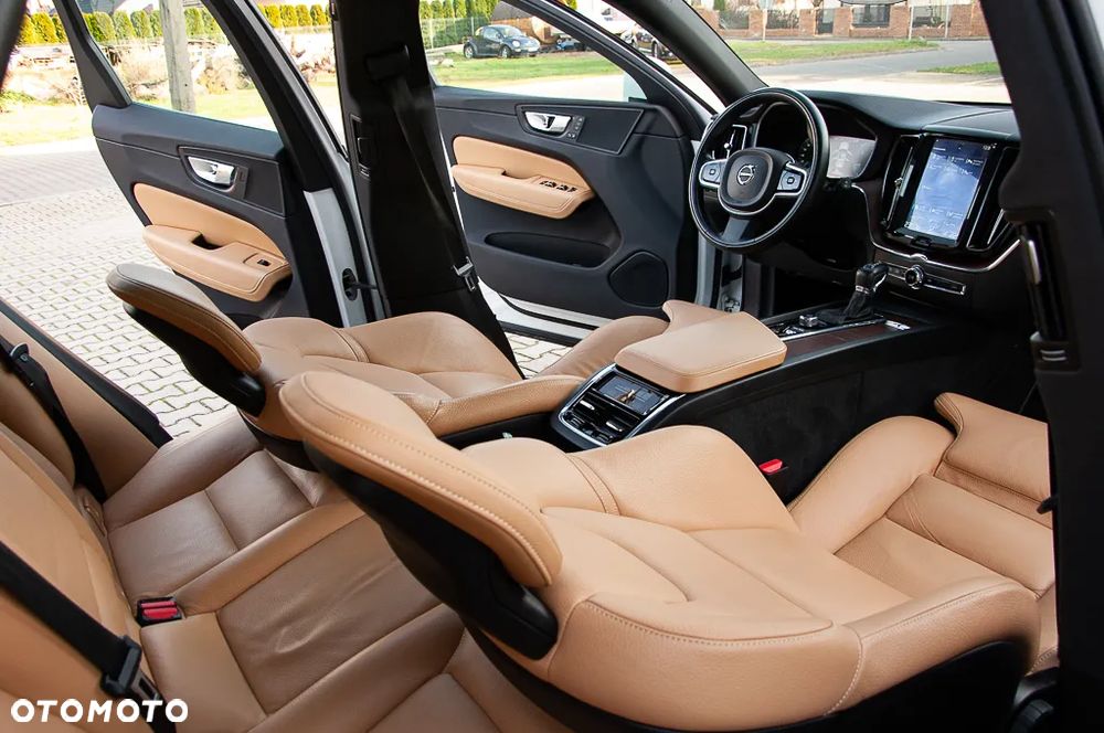 Volvo XC 60 D4 AWD Inscription - 13