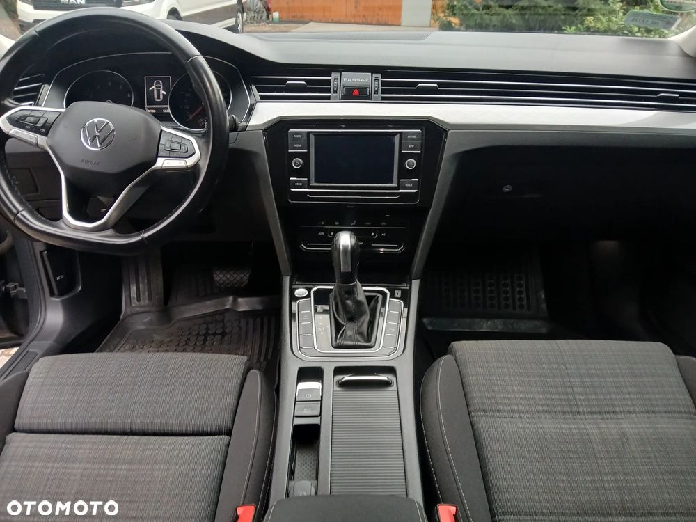 Volkswagen Passat - 6