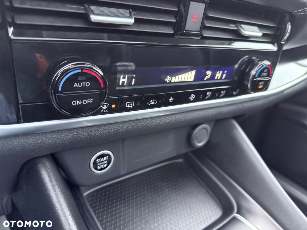 Nissan Qashqai 1.3 DIG-T MHEV Tekna - 18