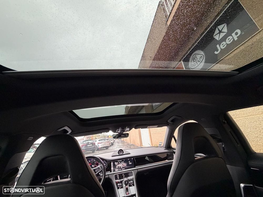 Porsche Panamera 4 S - 8
