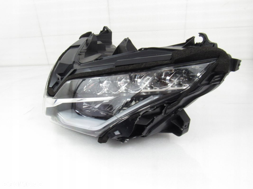 Lampa przód / reflektor Honda Goldwing 1800 - 10