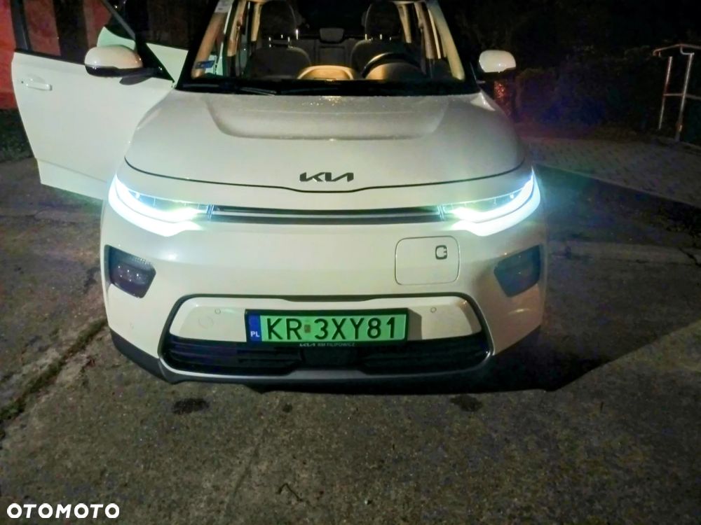 Kia Soul 64kWh L - 2