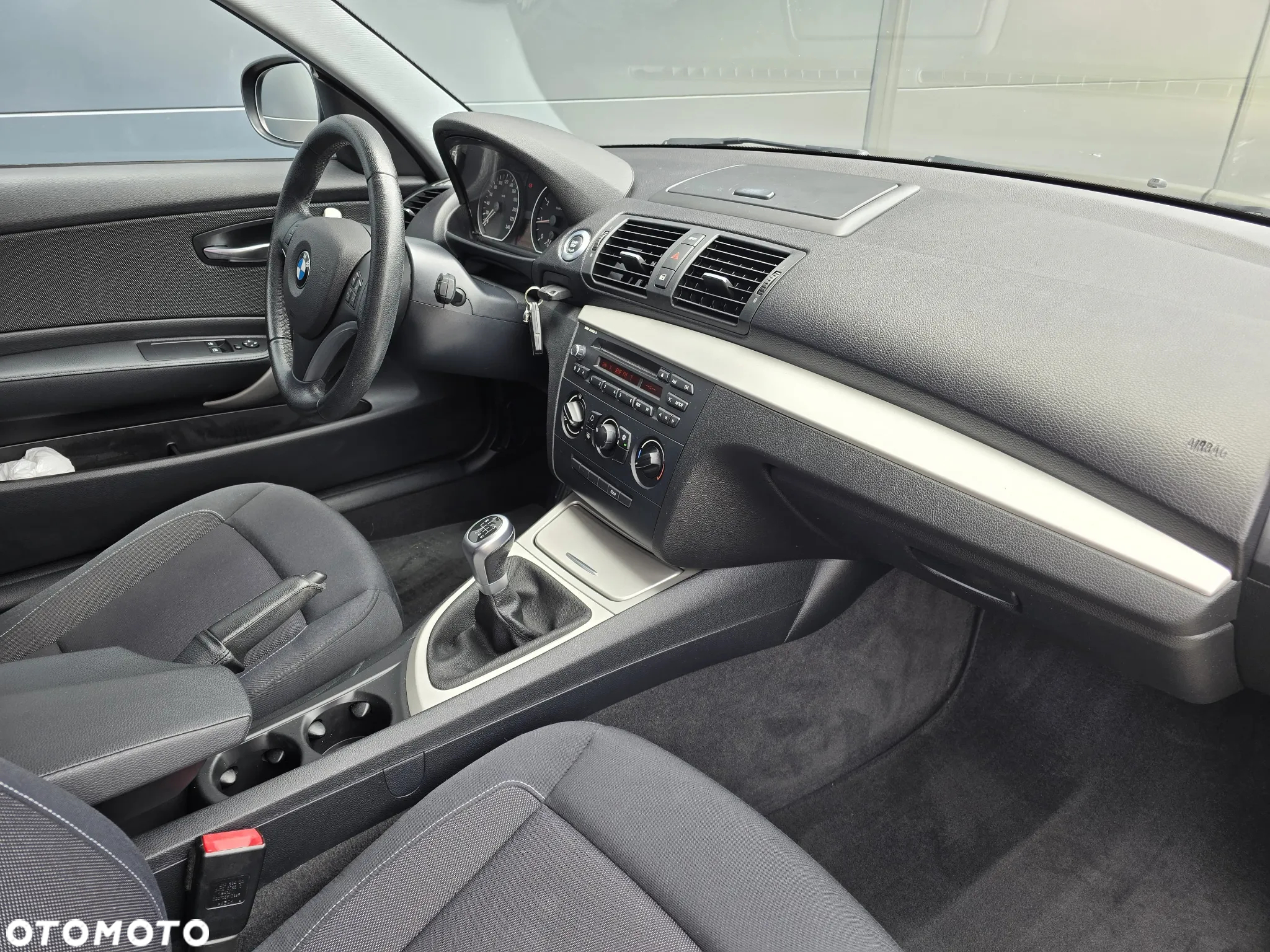 BMW Seria 1 116i - 10
