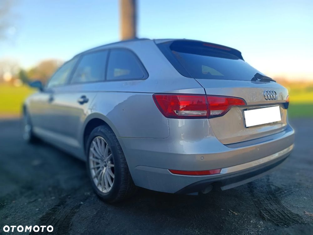 Audi A4 Avant 2.0 TDI DPF Ambition - 2