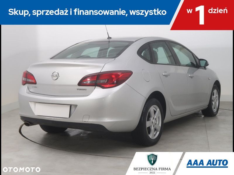 Opel Astra - 6