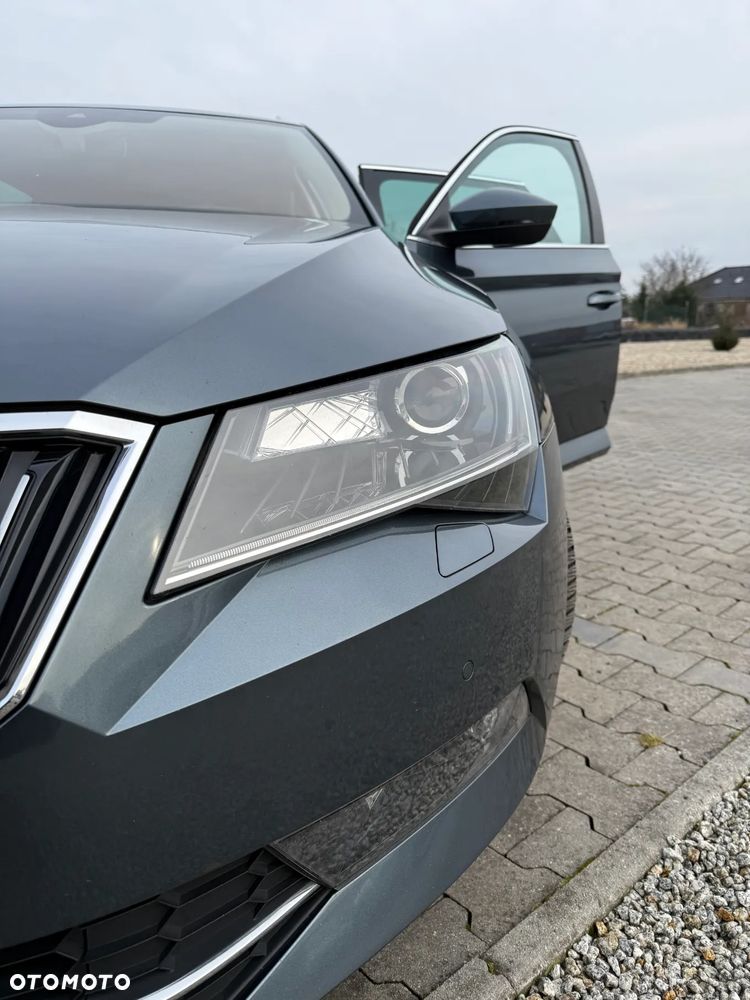 Skoda Superb 2.0 TDI Style DSG - 28