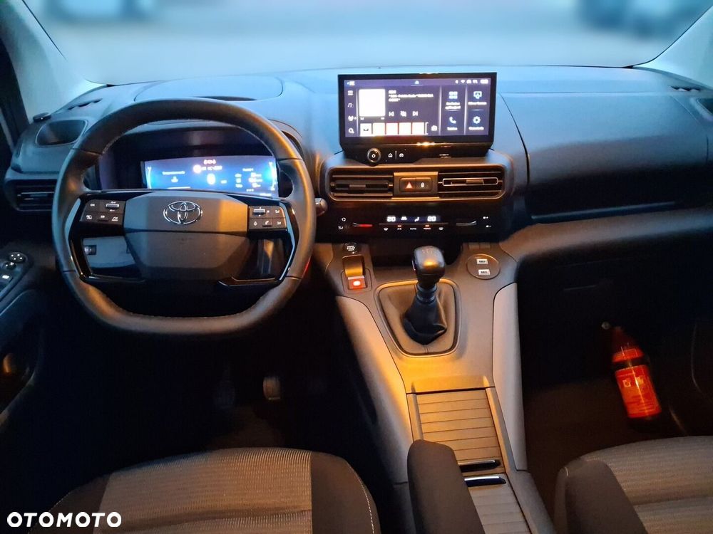 Toyota Proace City Verso Long 1.5 D-4D Family - 11