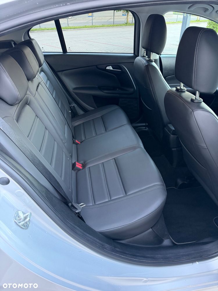 Fiat Tipo 1.4 T-Jet 16v Lounge EU6d - 11