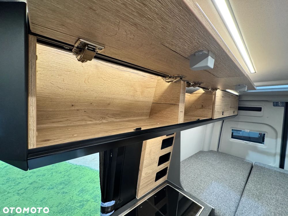 Mercedes-Benz Sprinter - 17