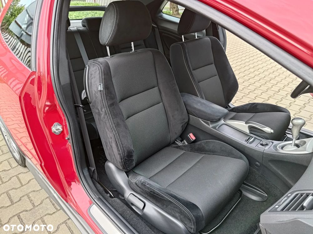 Honda Civic 1.8i-VTEC Type S - 11