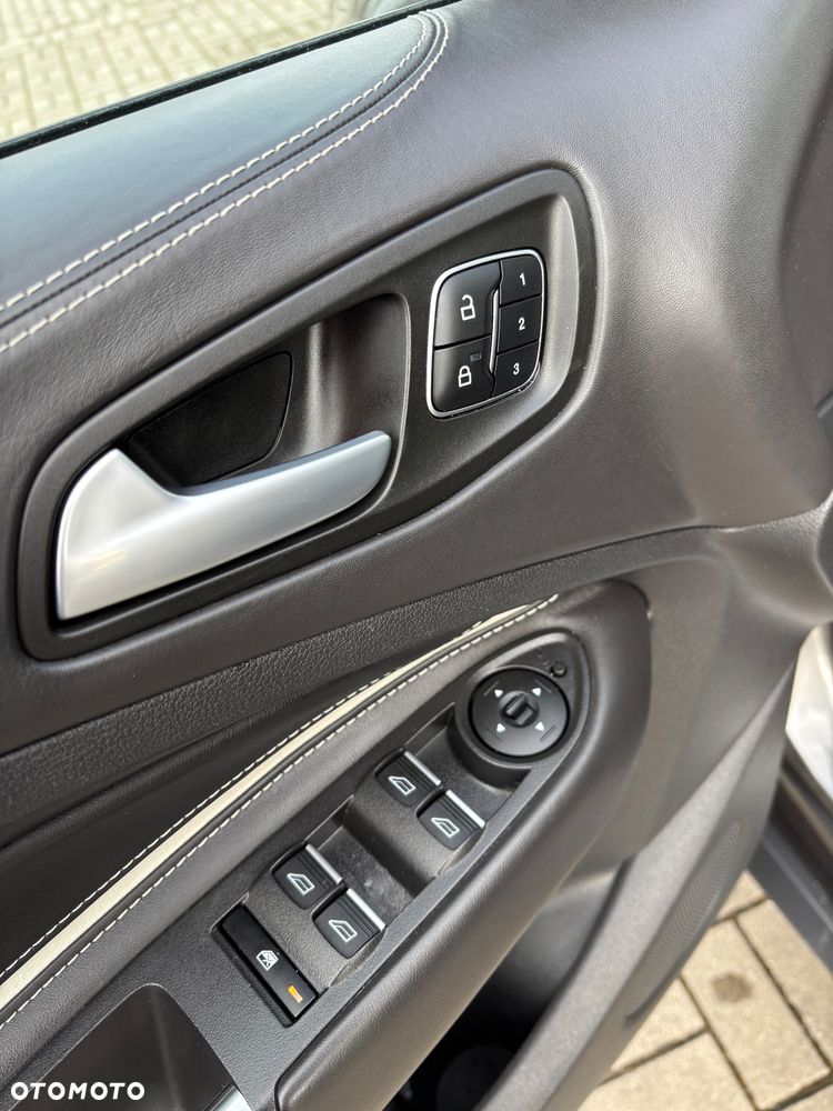 Ford Kuga Vignale 1.5 EcoBoost AWD ASS - 12