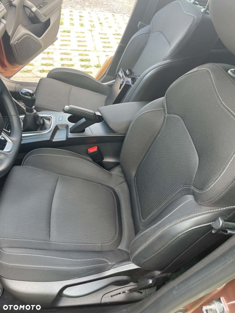 Renault Megane 1.3 TCe FAP Intens - 11