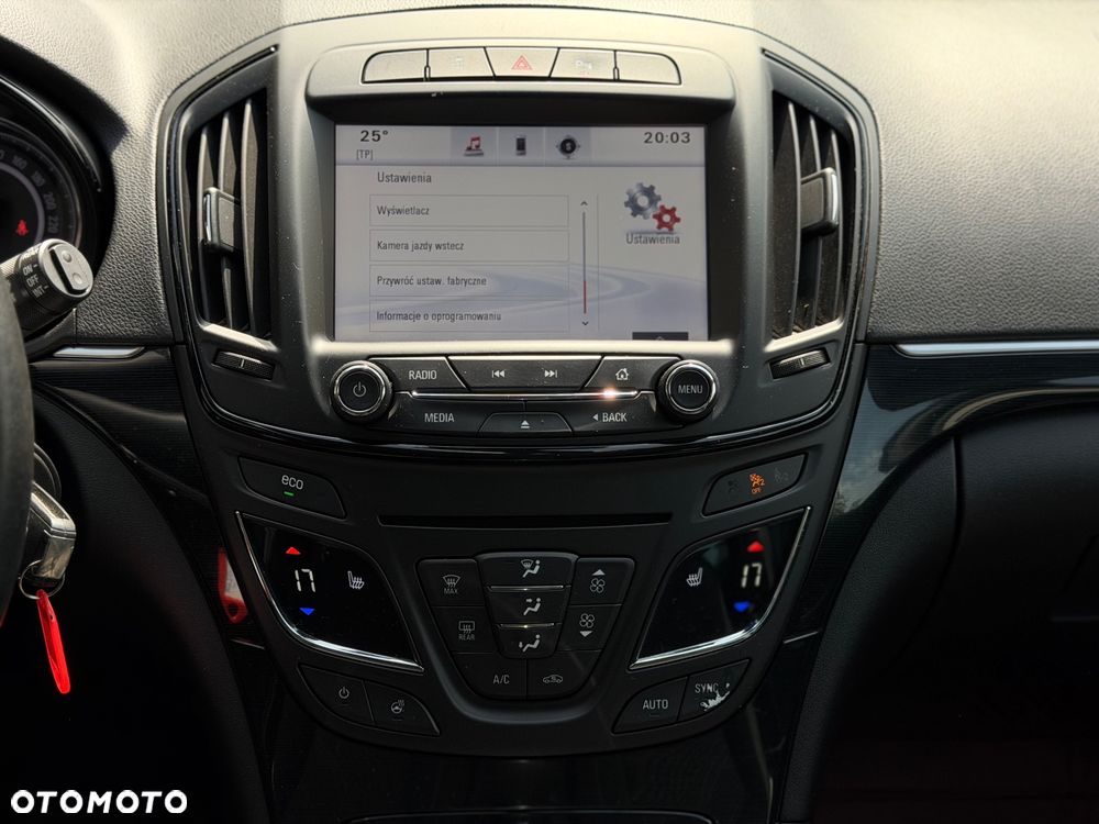 Opel Insignia - 32