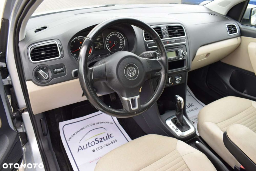 Volkswagen Polo - 15