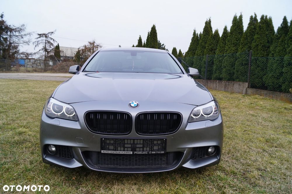 BMW Seria 5 520d - 29