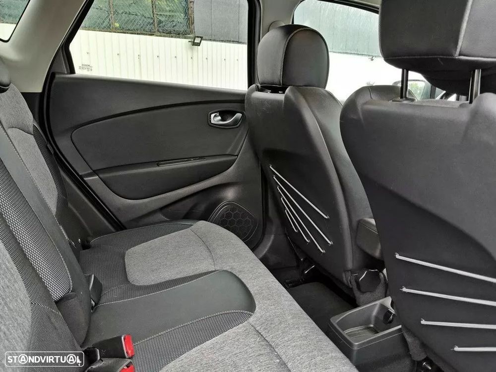 Renault Captur 1.3 TCe Exclusive - 16