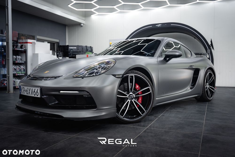 Porsche 718 Cayman - 3