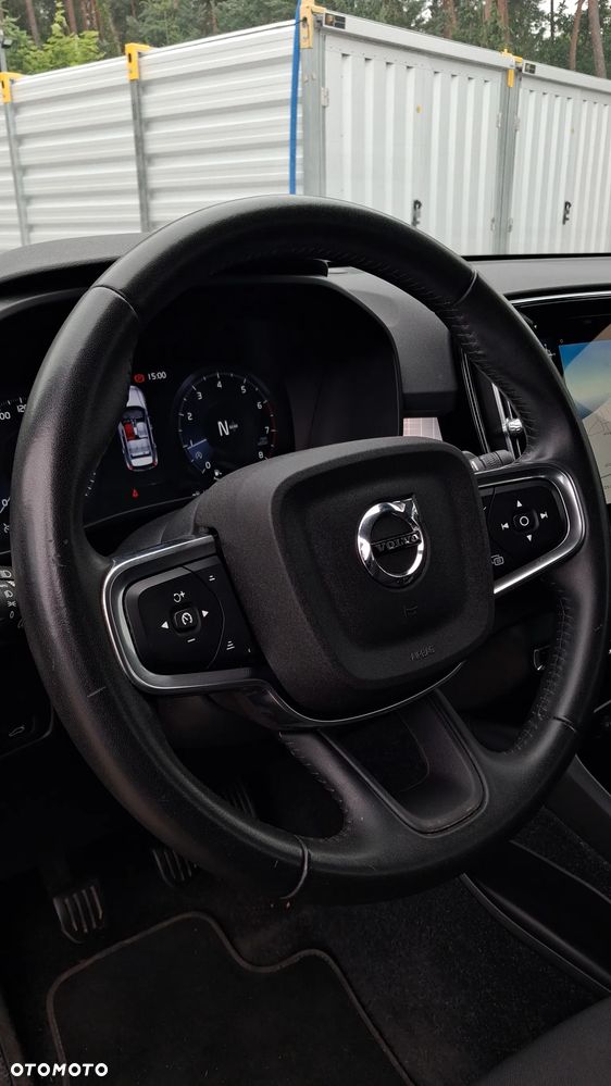 Volvo XC 40 - 12