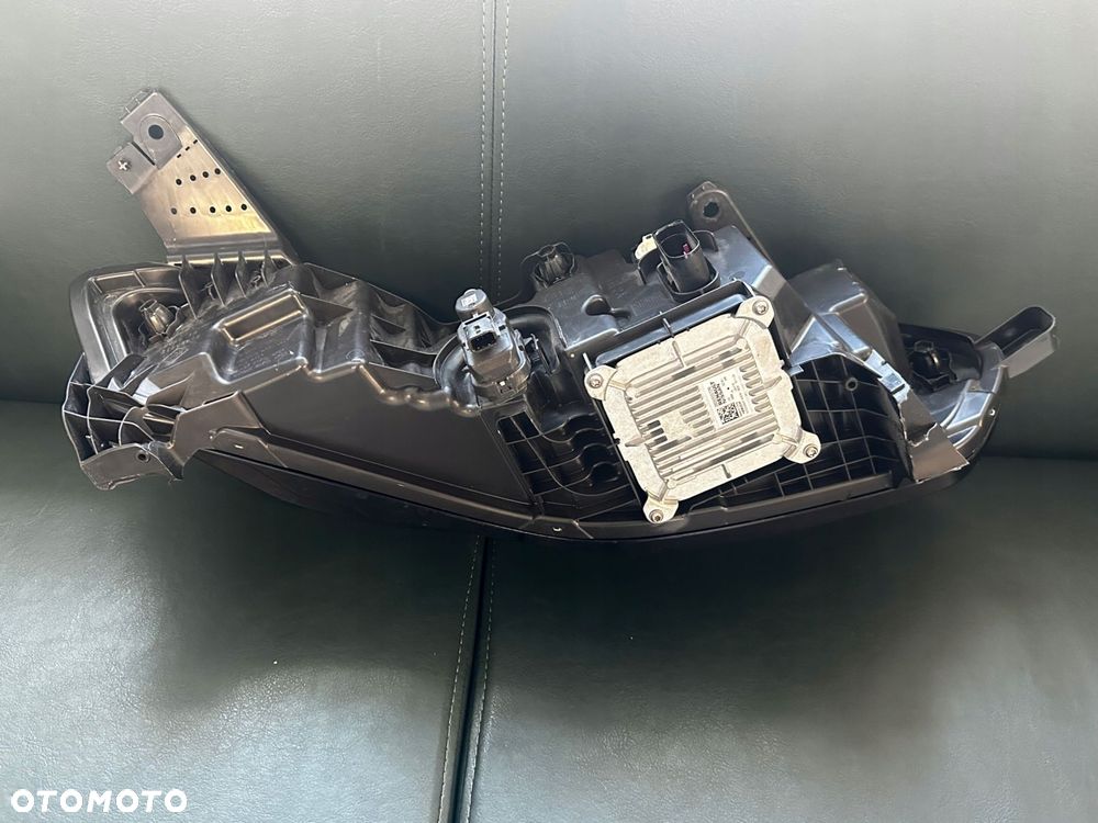 nowa oe lampa lewy przód renault megane e-tech ev black edition 260601764r - 12