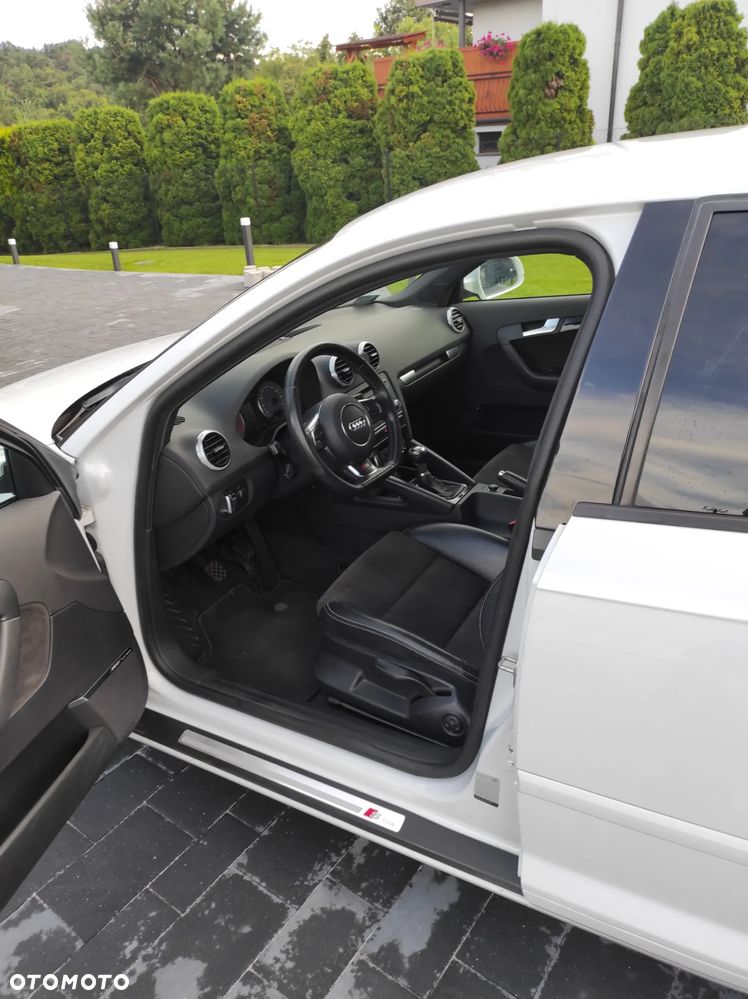 Audi A3 Sportback - 11