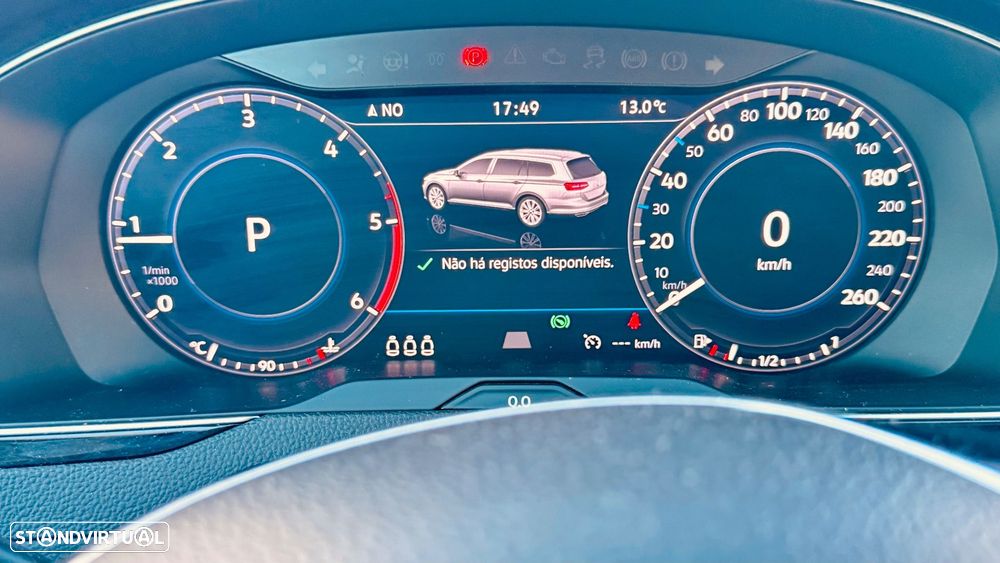 VW Passat Variant 2.0 TDi SCR DSG Highline - 9