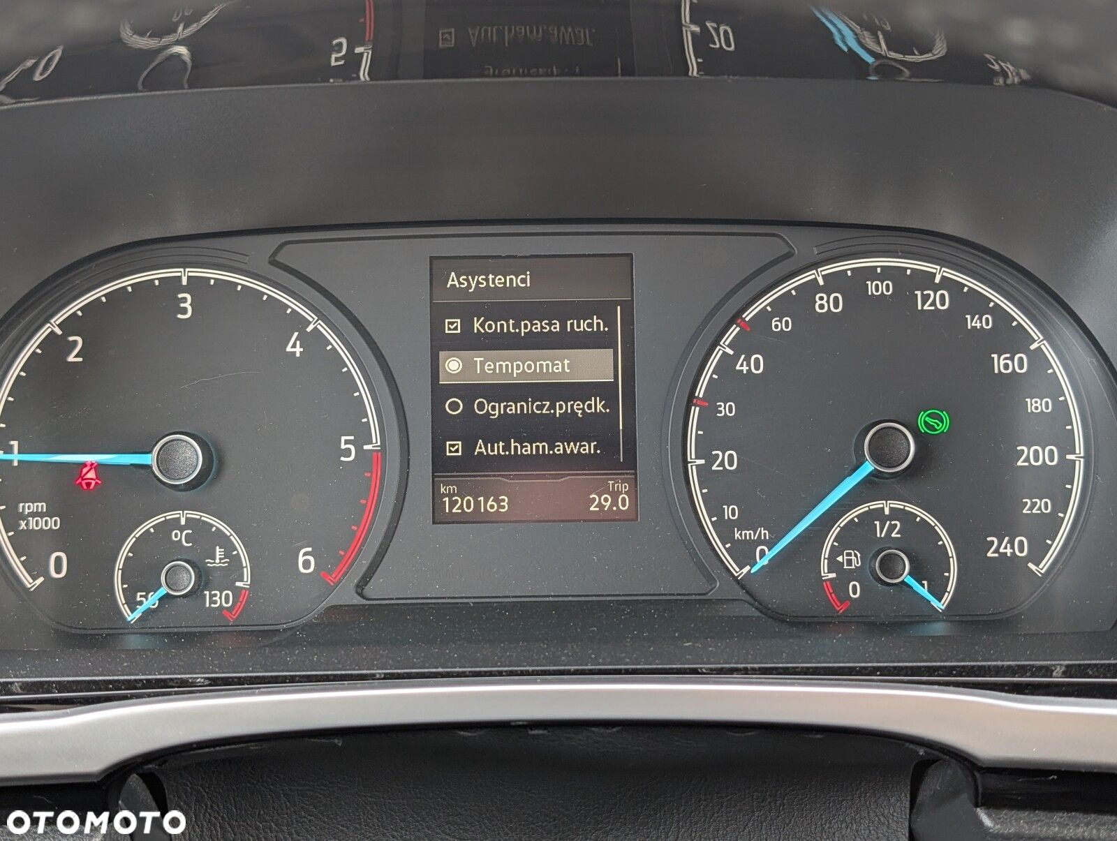 Ford Tourneo Connect 2.0 EcoBlue Titanium - 20