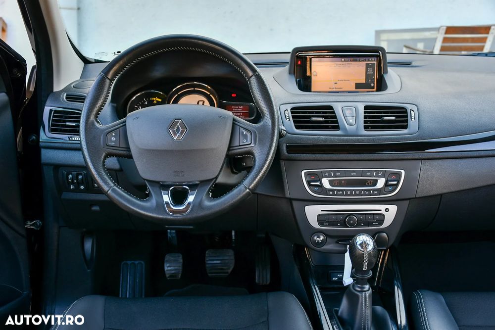 Renault Megane ENERGY dCi 130 BOSE EDITION - 17