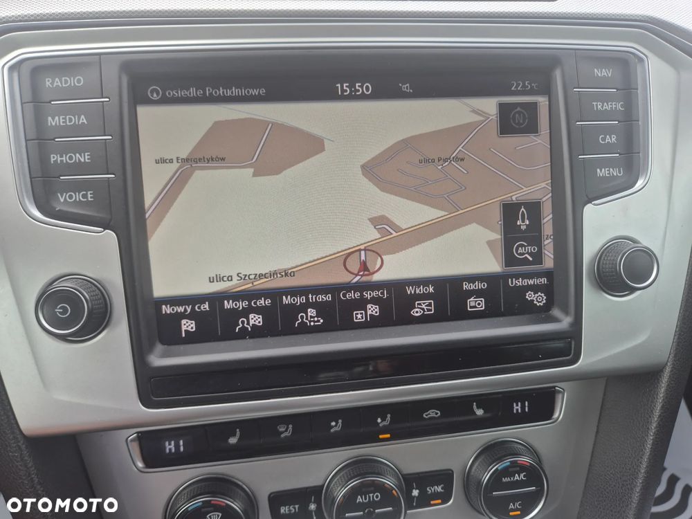 Volkswagen Passat 1.8 TSI BMT Comfortline DSG - 24